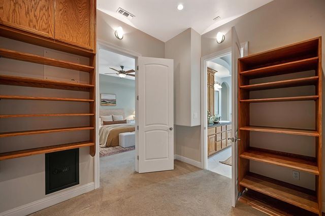 1772 Park Oak Dr, Roseville, CA 95661