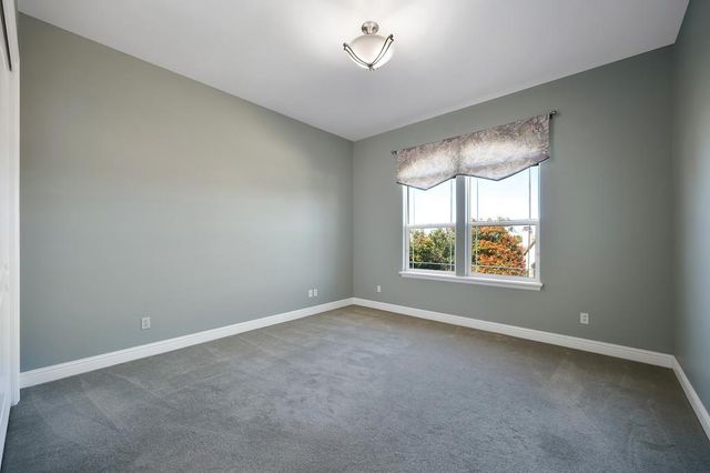 1772 Park Oak Dr, Roseville, CA 95661