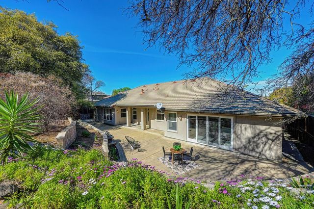 1772 Park Oak Dr, Roseville, CA 95661