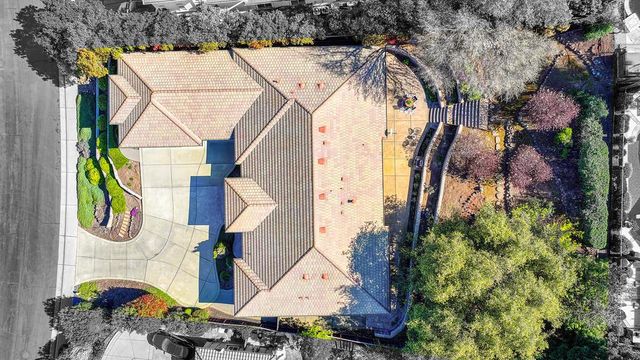 1772 Park Oak Dr, Roseville, CA 95661