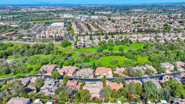 1772 Park Oak Dr, Roseville, CA 95661