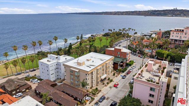1040 Coast Boulevard 401, La Jolla, CA 92037