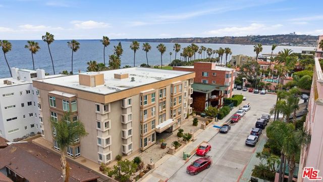 1040 Coast Boulevard 401, La Jolla, CA 92037