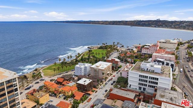 1040 Coast Boulevard 401, La Jolla, CA 92037
