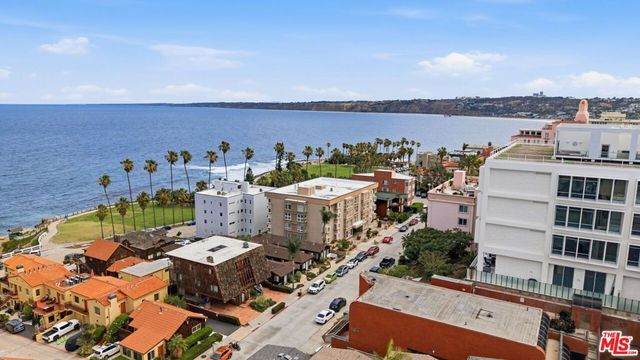 1040 Coast Boulevard 401, La Jolla, CA 92037