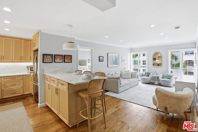 1040 Coast Boulevard 401, La Jolla, CA 92037