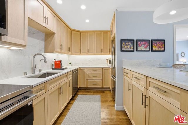 1040 Coast Boulevard 401, La Jolla, CA 92037