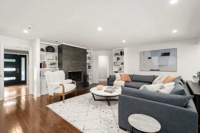 20 Blueberry Hill Road, Weston, MA 02493