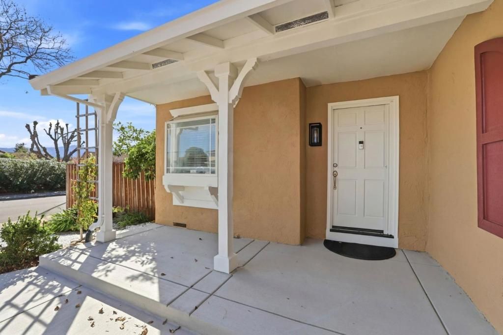 Image 6 of property listing at 536 Glenburry Way, San Jose, CA 95123