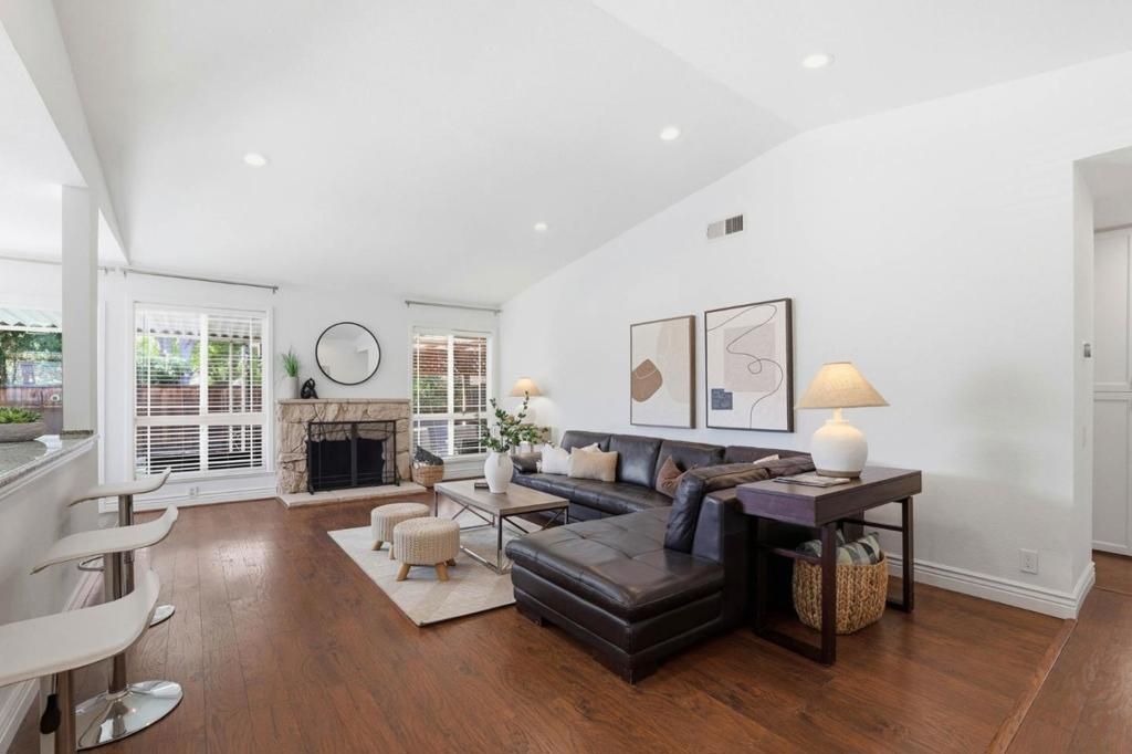 Image 7 of property listing at 536 Glenburry Way, San Jose, CA 95123