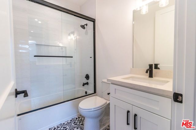 5325 Ben Avenue, Valley Village, CA 91607