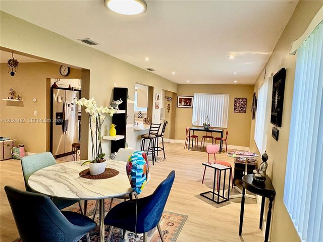 8225 NW 12th Court, Plantation, FL 33322