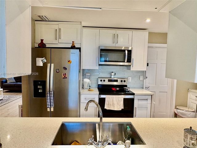 8225 NW 12th Court, Plantation, FL 33322