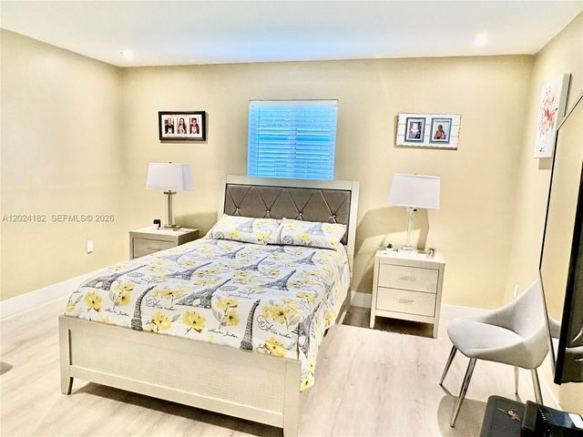 8225 NW 12th Court, Plantation, FL 33322