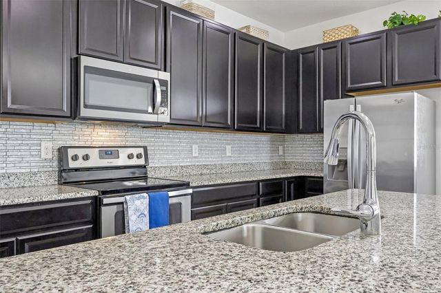 168 SEVILLE DRIVE, Davenport, FL 33837