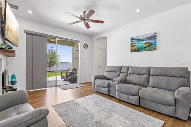 168 SEVILLE DRIVE, Davenport, FL 33837