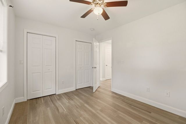6 Woolsey Road A, Middletown, RI 02842