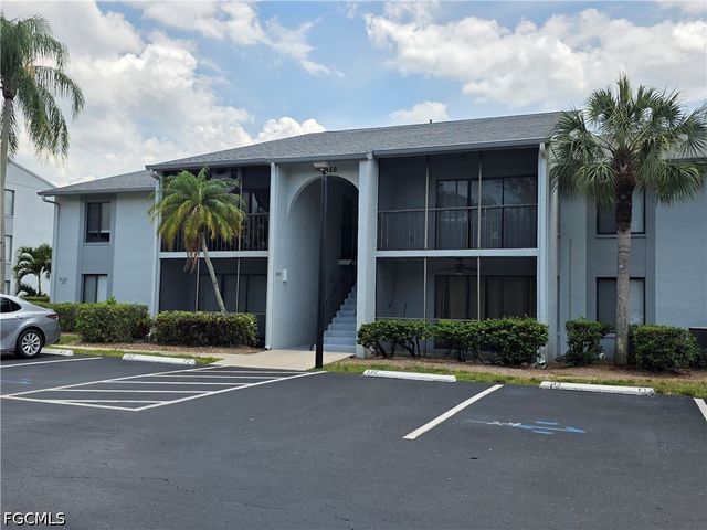 9950 Sailview CT 2 B-1, Fort Myers, FL 33905