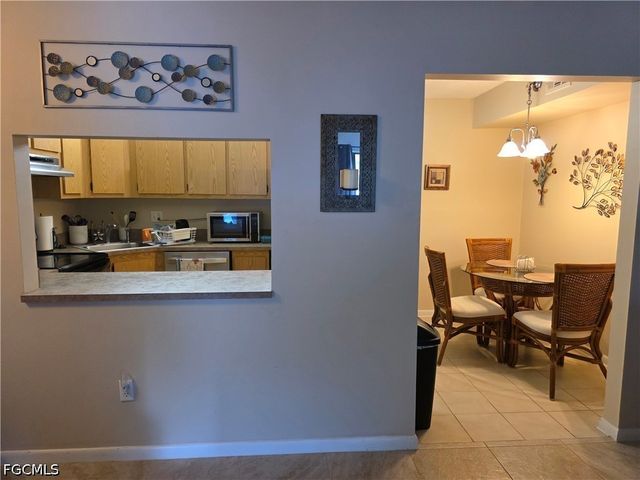 9950 Sailview CT 2 B-1, Fort Myers, FL 33905