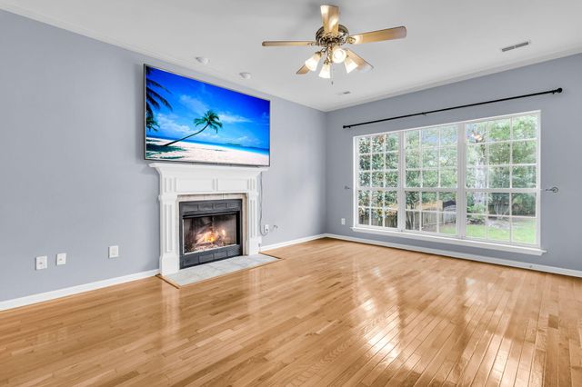 2905 Leatherleaf Court, Mount Pleasant, SC 29466