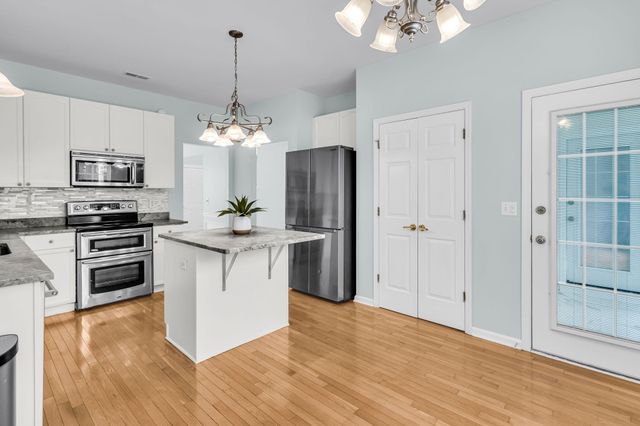 2905 Leatherleaf Court, Mount Pleasant, SC 29466