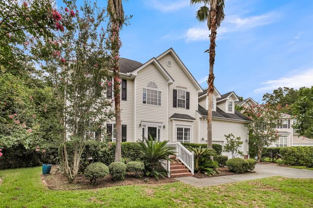 2905 Leatherleaf Court, Mount Pleasant, SC 29466