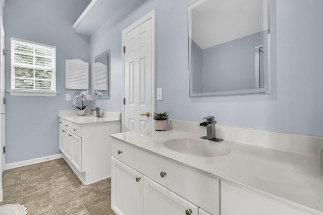 2905 Leatherleaf Court, Mount Pleasant, SC 29466
