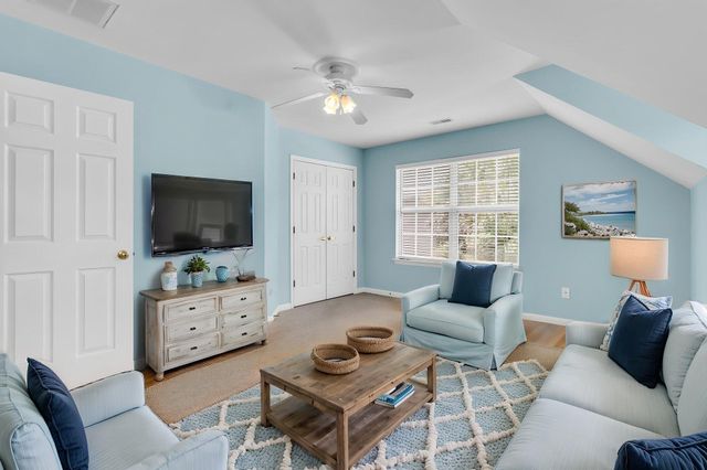 2905 Leatherleaf Court, Mount Pleasant, SC 29466
