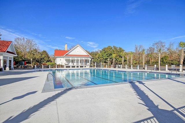 2905 Leatherleaf Court, Mount Pleasant, SC 29466
