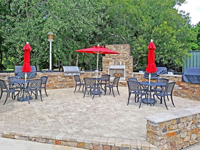 2905 Leatherleaf Court, Mount Pleasant, SC 29466