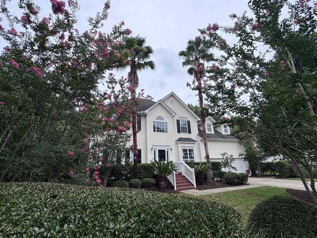 2905 Leatherleaf Court, Mount Pleasant, SC 29466
