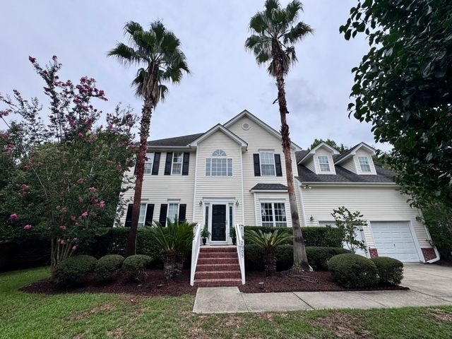 2905 Leatherleaf Court, Mount Pleasant, SC 29466