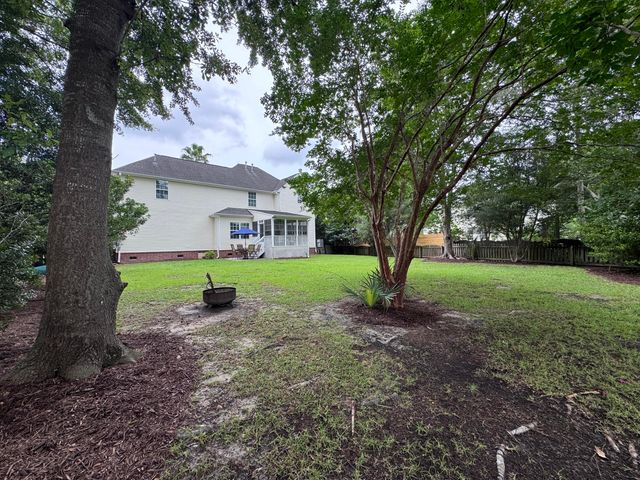 2905 Leatherleaf Court, Mount Pleasant, SC 29466