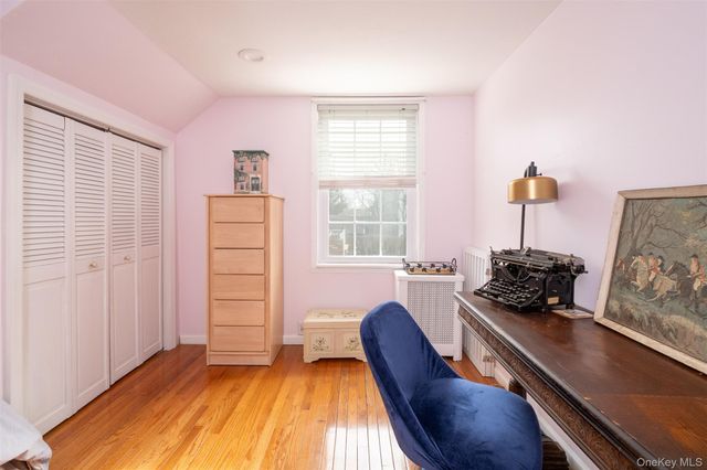 469 Minnieford Avenue, Bronx, NY 10464