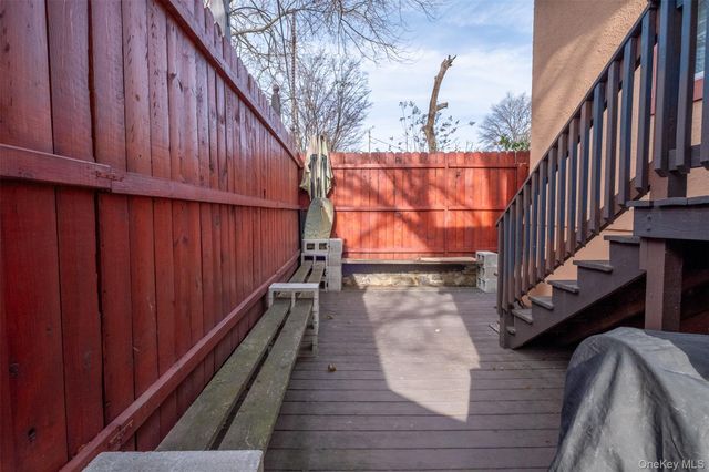 469 Minnieford Avenue, Bronx, NY 10464