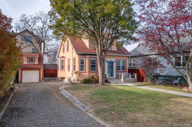 469 Minnieford Avenue, Bronx, NY 10464