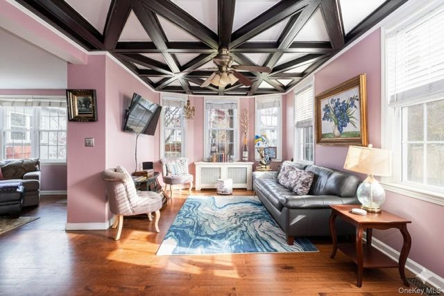 469 Minnieford Avenue, Bronx, NY 10464