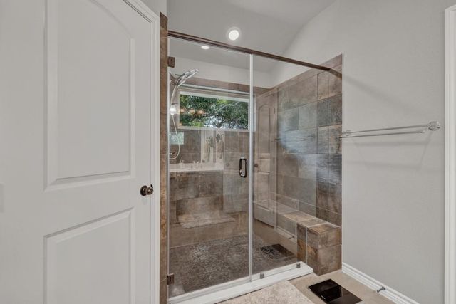 120 Sierra Way WAY, Canyon Lake, TX 78133