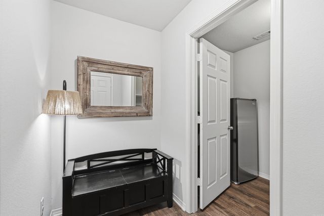5056 Red Fox Trail, Bauxite, AR 72011