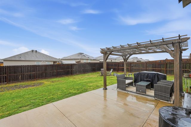 5056 Red Fox Trail, Bauxite, AR 72011
