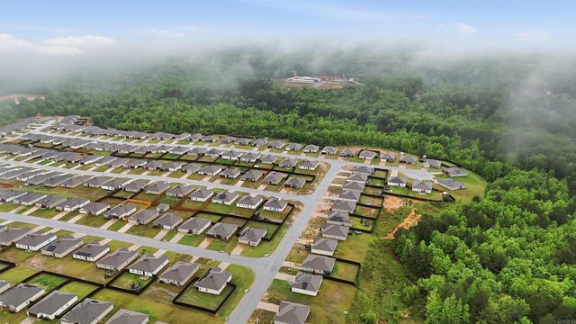 5056 Red Fox Trail, Bauxite, AR 72011