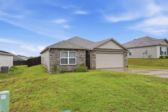 5056 Red Fox Trail, Bauxite, AR 72011