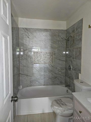 142 W Michigan Avenue, Montgomery, AL 36110