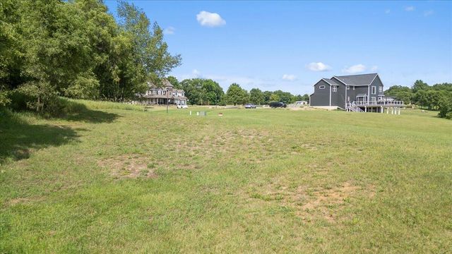 12 Coronado Drive, Jackson, MI 49201