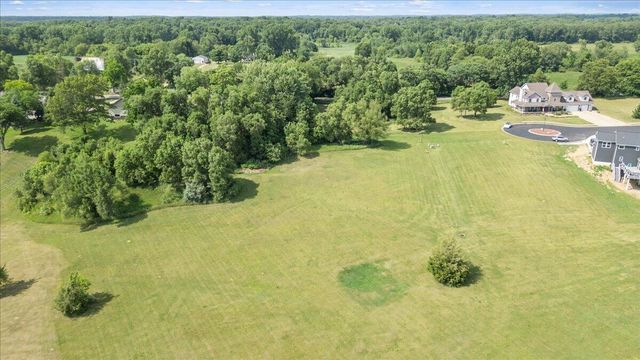 12 Coronado Drive, Jackson, MI 49201