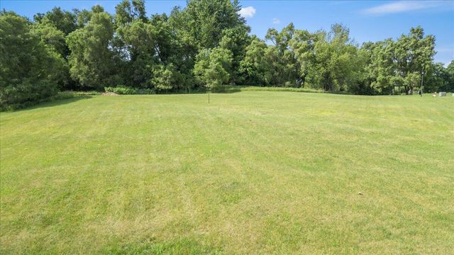 12 Coronado Drive, Jackson, MI 49201
