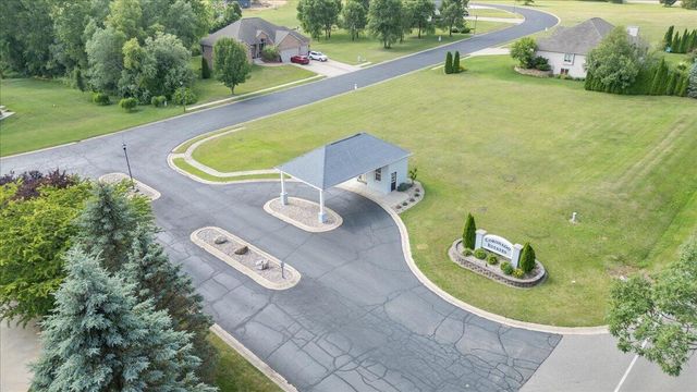 12 Coronado Drive, Jackson, MI 49201