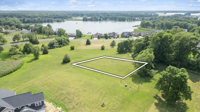 12 Coronado Drive, Jackson, MI 49201