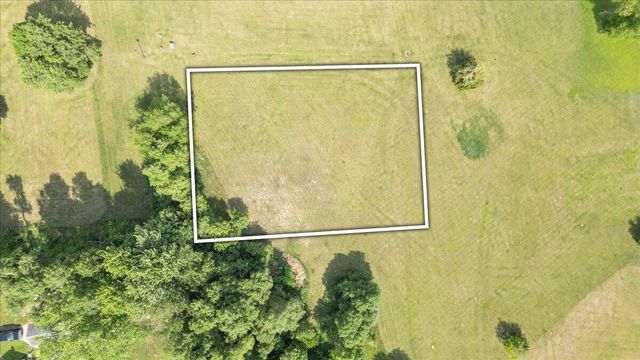 12 Coronado Drive, Jackson, MI 49201