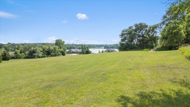 12 Coronado Drive, Jackson, MI 49201